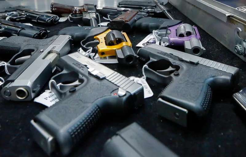 Teens - Guns - Shooting