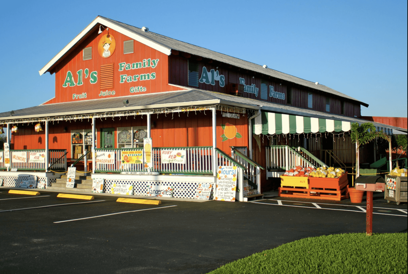 7 Orange Groves You Can Visit in Florida