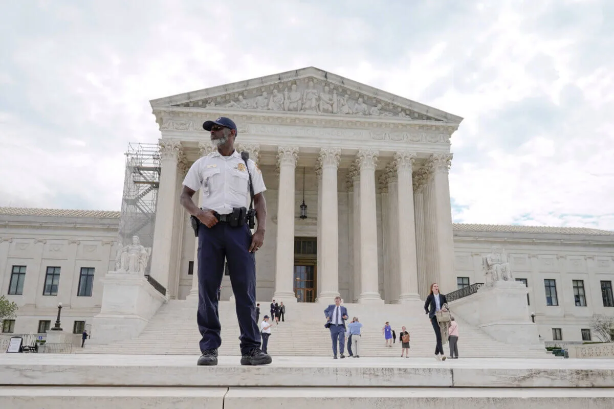 Supreme Court Strikes Down Fringe Theory That Trump Tried to Use to Overturn 2020 Election Supreme Court Strikes Down Fringe Theory That Trump Tried to Use to Overturn 2020 Election