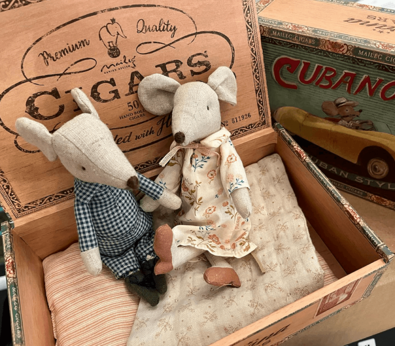 Shop locally in Tampa Bay on Small Business Saturday and beyond—here’s how