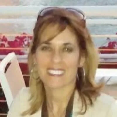 Cynthia De Saint