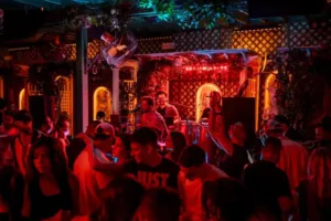 Discover The 5 Hottest Places In Miami To Dance To Reggaetón