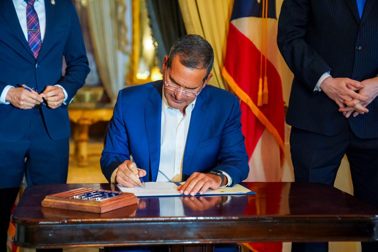 Puerto Rico implements landmark law to combat hair discrimination Puerto Rico implements landmark law to combat hair discrimination