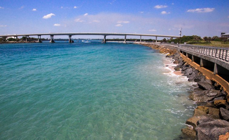 Sebastian Inlet from the fishing pier