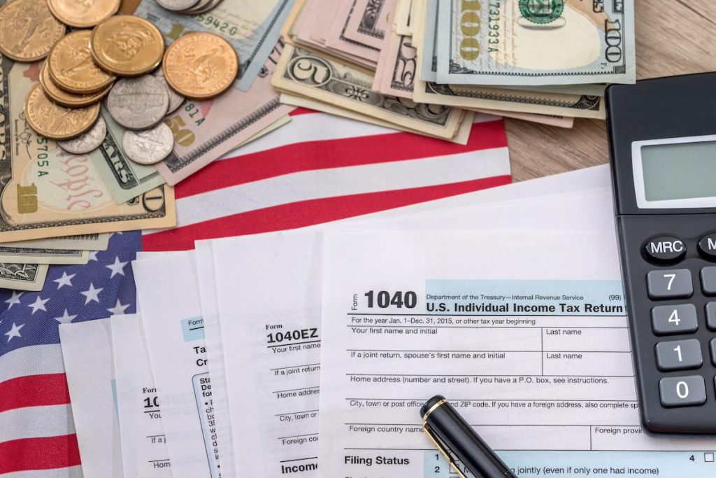 You may qualify to file your taxes for free in Florida—here’s how